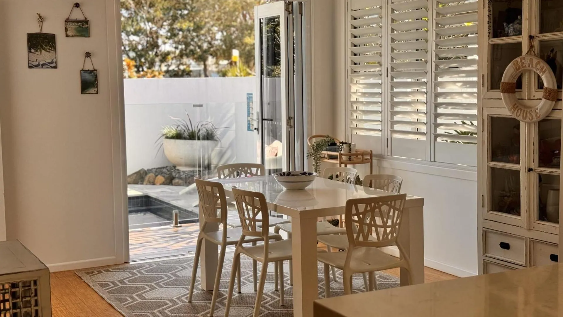 Casa vacanze Gold Coast-Miami Mid-Century Beach Home With Pool